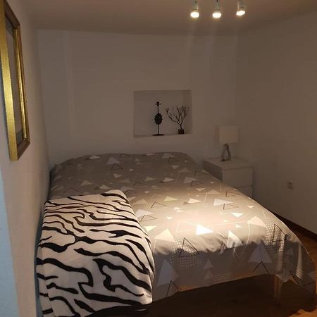 Central Apartment Madrid Eksteriør billede